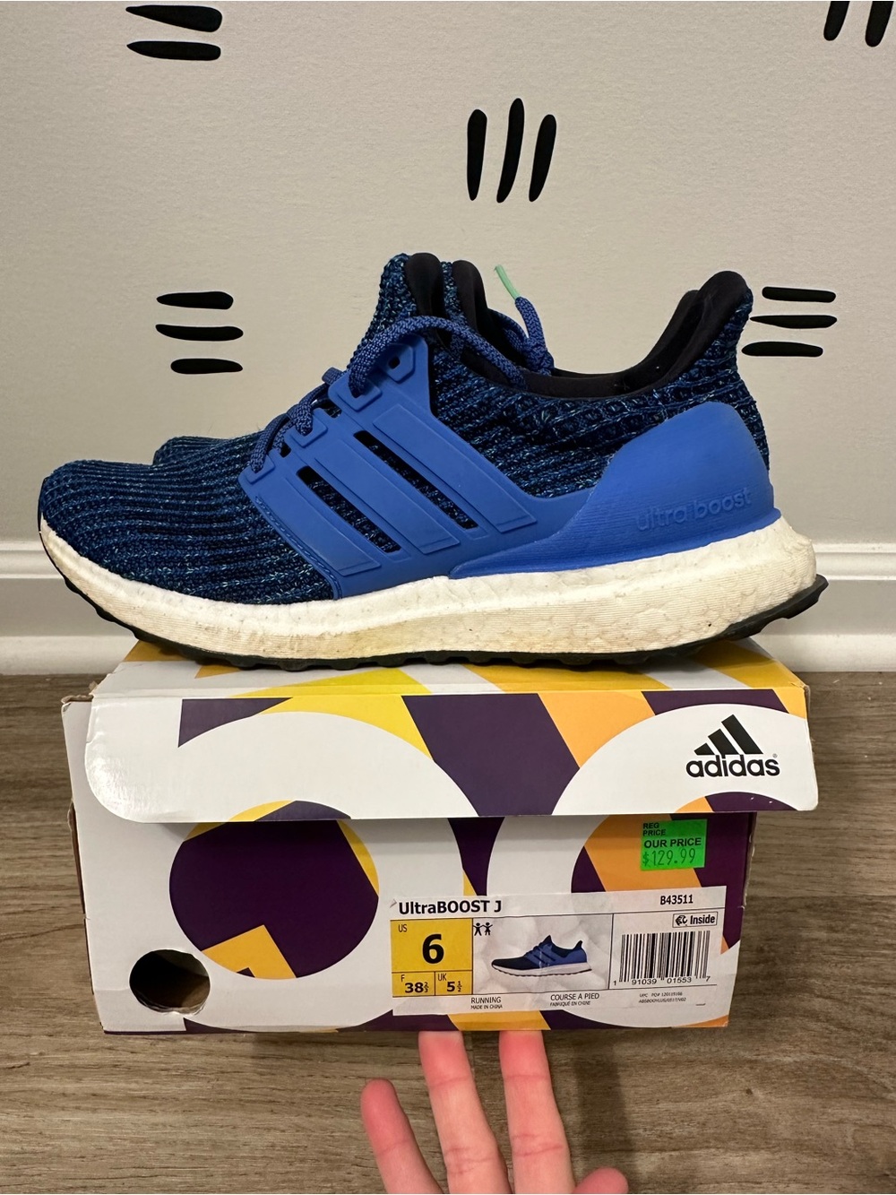 Adidas YOUTH Ultraboost, size 6